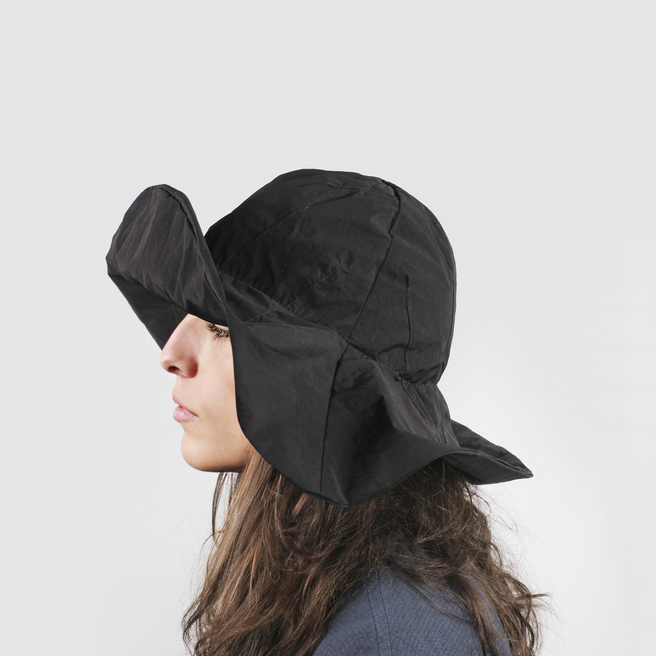 希少 REINHARD PLANK Black Linen Bucket Hat Products – Reinhard Plank