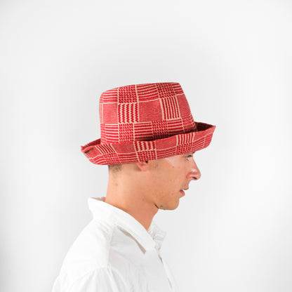 ARTISTA wool checker red