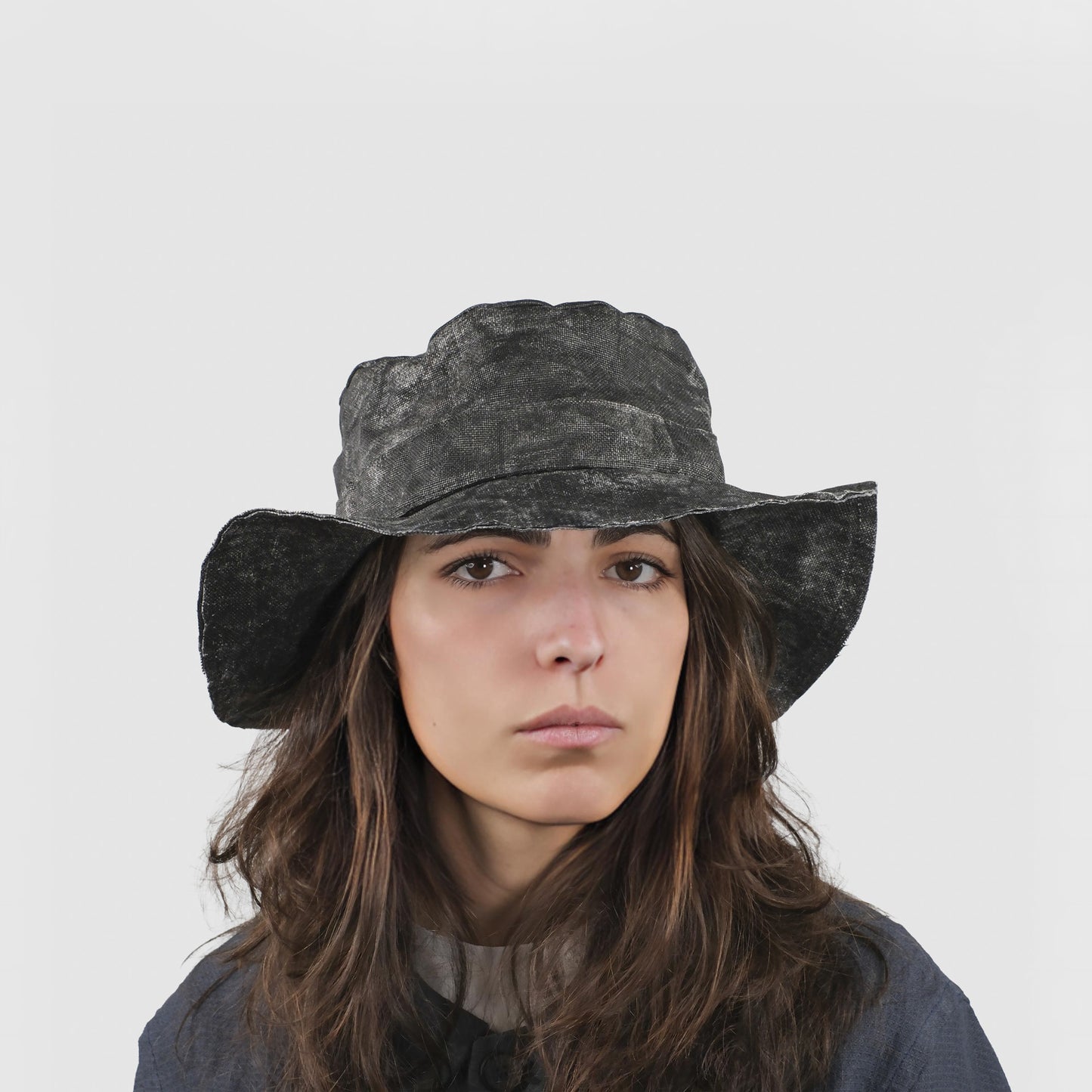 VELA waxed paper black