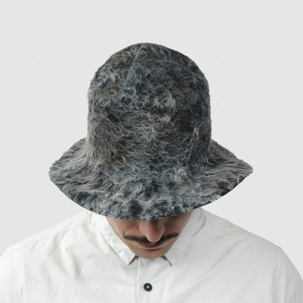 IBRO wool hair black